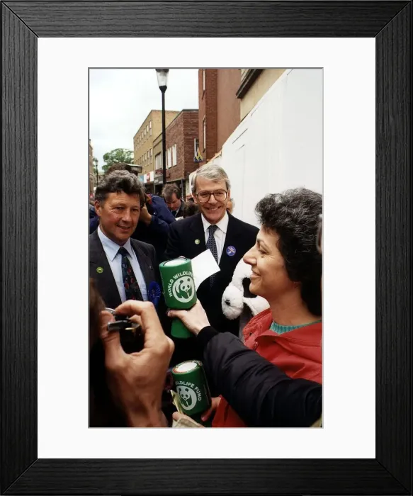 Framed Print : John Major Prime Minister meets some charity collectors for the WWF Framed Print : John Major Prime Minister meets some charity collectors for the WWF