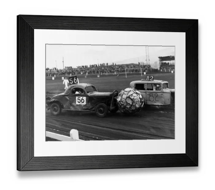 Framed Print : Car Football at Woolwich Stock Car Racing Track, London, November 1955