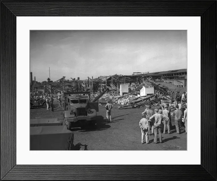 Framed Print : WW2 V1 Doodle Bug Bombing Richmond Aug 1944 Buzz bomb damage in Richmond Framed Print : WW2 V1 Doodle Bug Bombing Richmond Aug 1944 Buzz bomb damage in Richmond