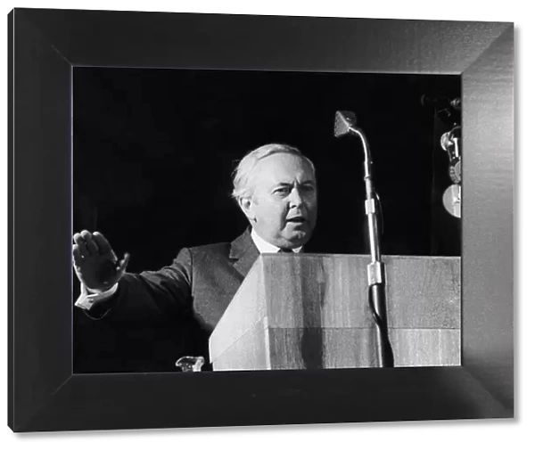 Harold Wilson Ex Labour British Prime Minister speaking at a Labour Party Conference at