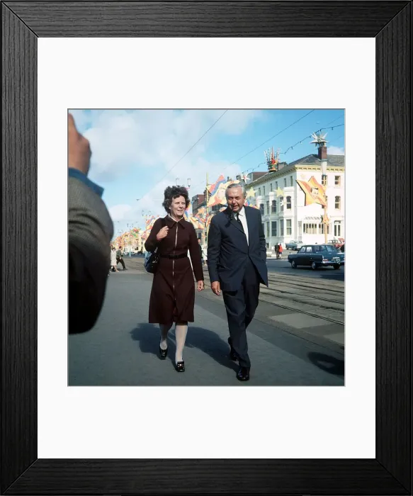 Framed Print : Prime Minister Harold Wilson with his wife Mary take a brak from the Party Conference for