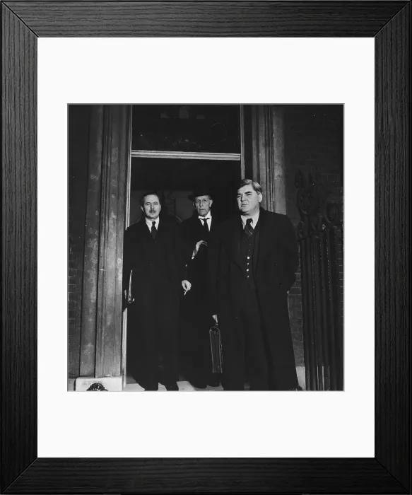 Framed Print : The baby of the Cabinet Harold Wilson leaves 10 Downing Street with Aneurin Bevan Framed Print : The baby of the Cabinet Harold Wilson leaves 10 Downing Street with Aneurin Bevan
