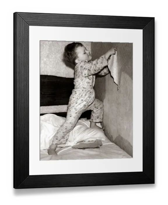 Framed Print : Howard strips bedroom wallpaper. September 1953 13 / 09 / 1953 Framed Print : Howard strips bedroom wallpaper. September 1953 13 / 09 / 1953
