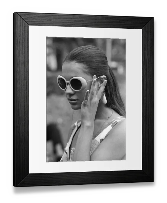 Framed Print : Actress Virginia North 1967 Played James Bond girl who married 007 in the film On