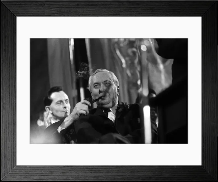 Framed Print : Harold Wilson British Prime Minister, Mar 1966 addressed a very noisy meeting Framed Print : Harold Wilson British Prime Minister, Mar 1966 addressed a very noisy meeting