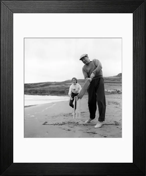 Framed Print : James Callaghan MP on Holiday AugUST 1957 in St Davids, Pembrokeshire with family Framed Print : James Callaghan MP on Holiday AugUST 1957 in St Davids, Pembrokeshire with family