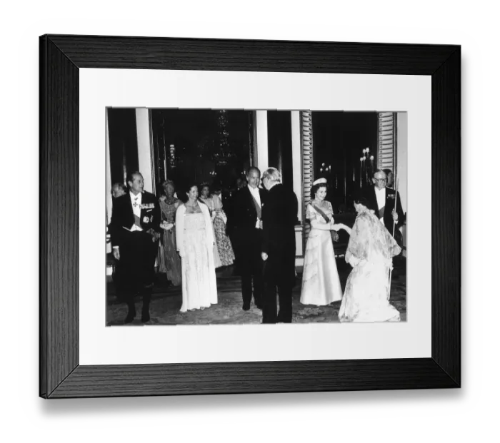Framed Print : President Giscard d Estaing of France arriving in London is greeted by the Queen Framed Print : President Giscard d Estaing of France arriving in London is greeted by the Queen