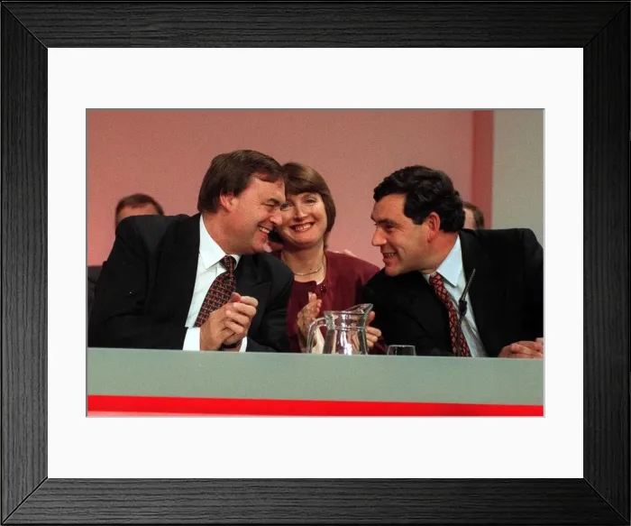 Framed Print : John Prescott talks to Gordon Brown with Harriet Harman centre on the platform at th Framed Print : John Prescott talks to Gordon Brown with Harriet Harman centre on the platform at th