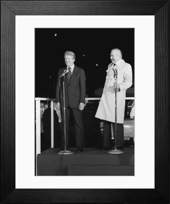 Framed Print : President Jimmy Carter May 1977 arrives at London Airport where he is meet by James Framed Print : President Jimmy Carter May 1977 arrives at London Airport where he is meet by James