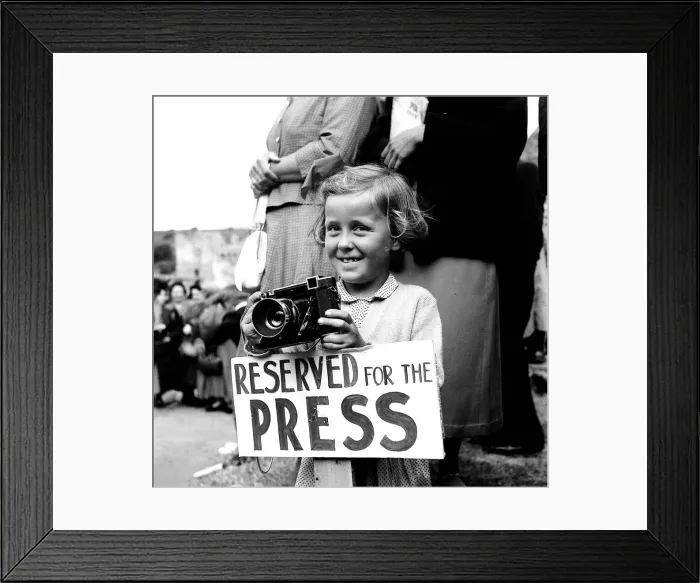 Framed Print : A buddy young photographer in 1954 Framed Print : A buddy young photographer in 1954