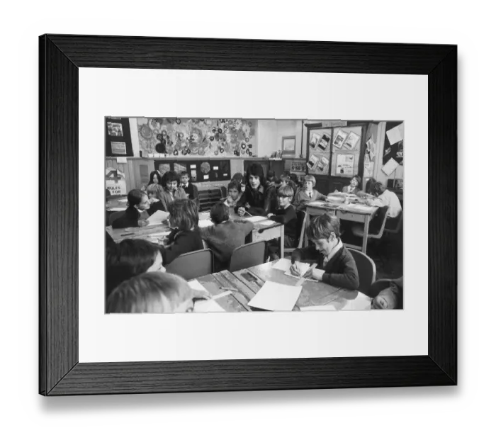 Framed Print : Australian pop star Rick Springfield joins youngsters at his old school in Woking. 1972