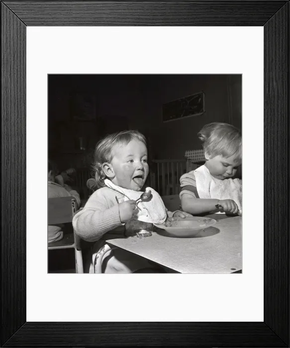 Framed Print : Children at the LCC day Nursery Regency Street South W. London. 1954