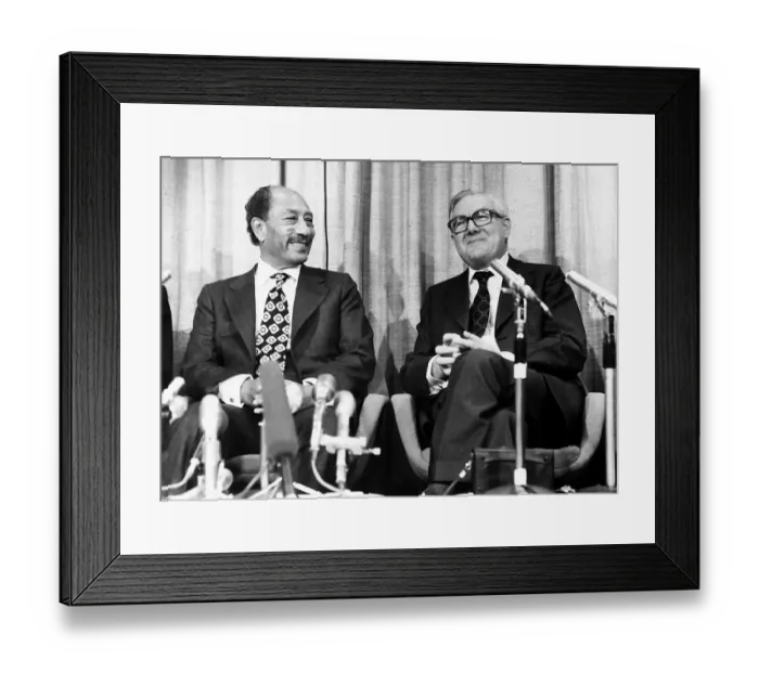 Framed Print : Muhammed Anwar el Sadat President of Egypt 1978 with British Prime Minister James Framed Print : Muhammed Anwar el Sadat President of Egypt 1978 with British Prime Minister James