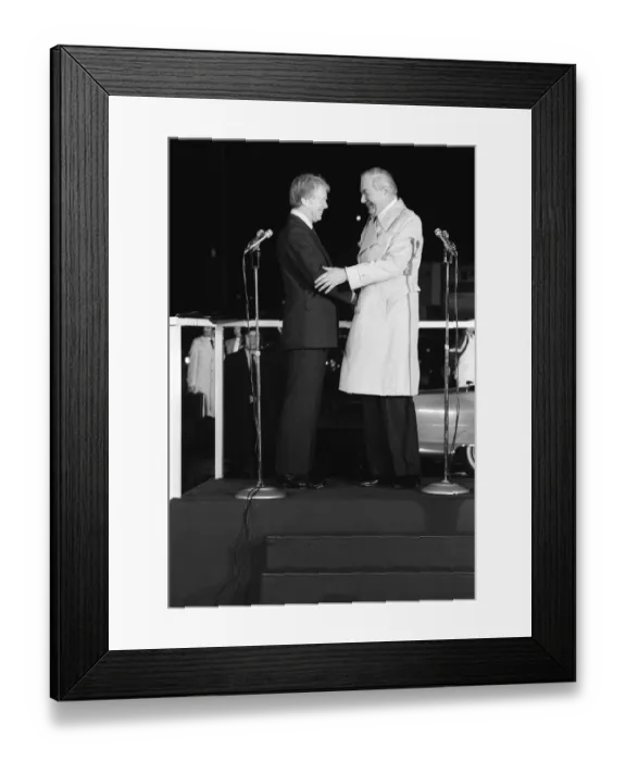 Framed Print : James Callaghan May 1977 with President Jimmy Carter at London Airport