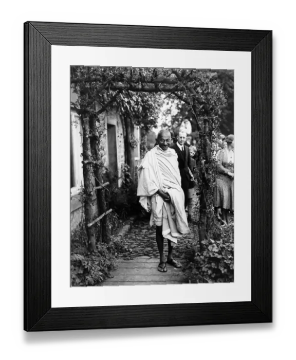 Framed Print : Mahatma Gandhi seen here during his tour of the Lancaster cotton mills during September