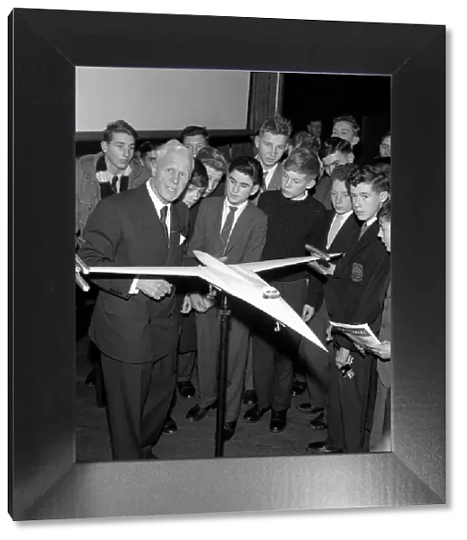Barnes Neville Wallis, aeronautical engineer. Lectures Children on his model