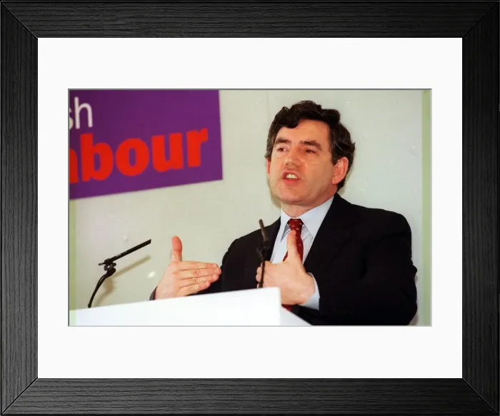 Framed Print : Gordon Brown at Labour Press Conference April 1999 hands out in front of him Framed Print : Gordon Brown at Labour Press Conference April 1999 hands out in front of him