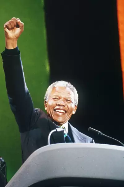 Nelson Mandela ANC President of South Africa at Wembley February 1990 F W De Klerk