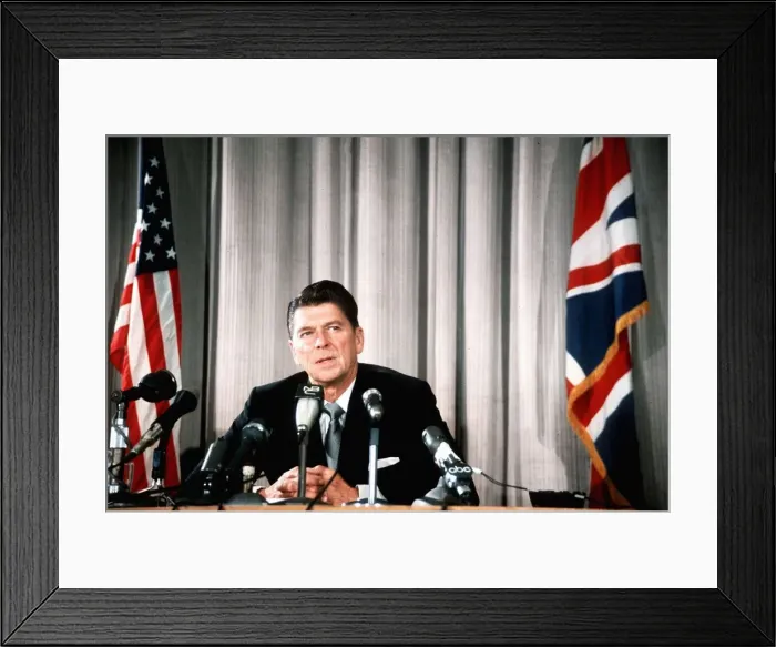 Framed Print : US President Ronald Reagan, pictured at press conference Circa 1985 Framed Print : US President Ronald Reagan, pictured at press conference Circa 1985