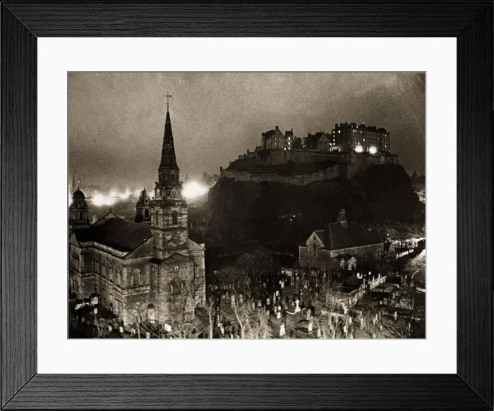 Framed Print : Edinburgh Castle Palace Prison and fortress Its so old that it Framed Print : Edinburgh Castle Palace Prison and fortress Its so old that it