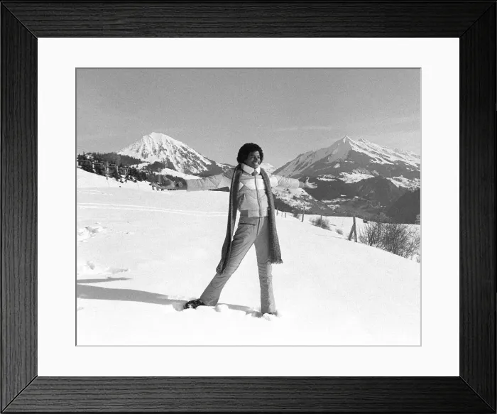 Framed Print : The Jackson 5 February 1979 - Michael Jackson performing in Switzerland on the slopes Framed Print : The Jackson 5 February 1979 - Michael Jackson performing in Switzerland on the slopes