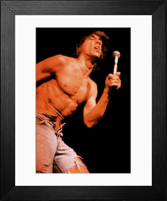 Framed Print : Iggy Pop singer on stage at Brixton 1991 Framed Print : Iggy Pop singer on stage at Brixton 1991
