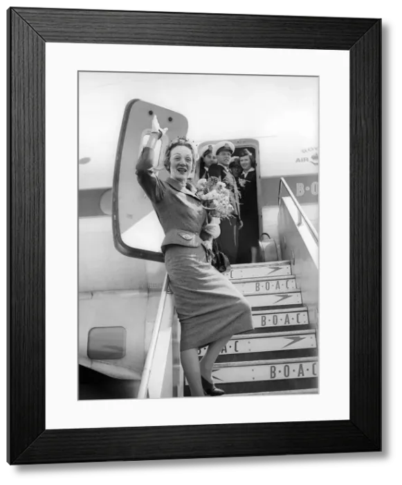 Framed Print : Marlene Dietrich at London Airport June 1954 actress Framed Print : Marlene Dietrich at London Airport June 1954 actress
