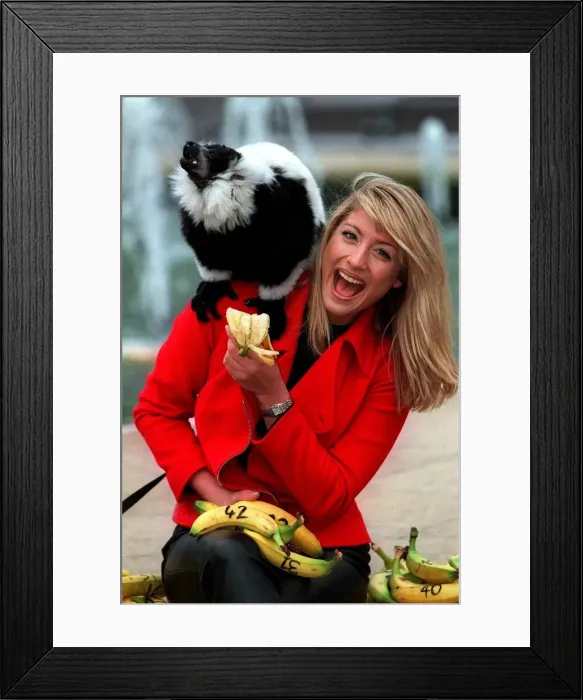 Framed Print : Dani Behr TV Presenter with Dana the Lemur Framed Print : Dani Behr TV Presenter with Dana the Lemur