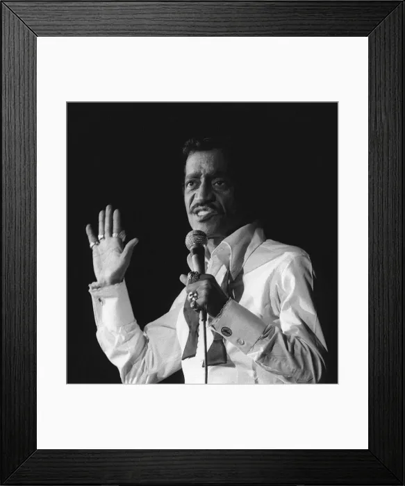Framed Print : Sammy Davis Jnr, performs in England, for executives and their partners of Datuns