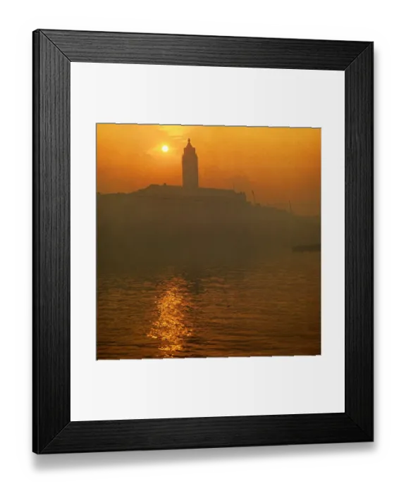 Framed Print : Sunset over London Docks Evening Dusk Water Reflection Framed Print : Sunset over London Docks Evening Dusk Water Reflection