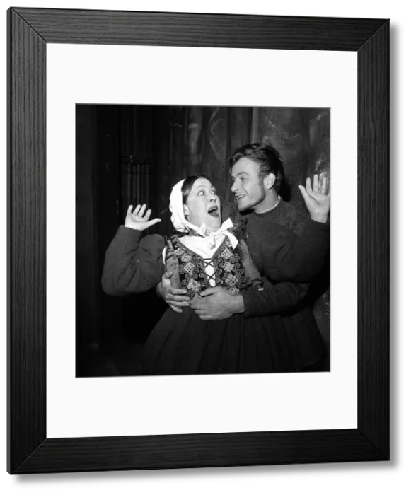 Framed Print : Romeo and Juliet'October 1960 Peggy Mount as the Nurse Framed Print : Romeo and Juliet'October 1960 Peggy Mount as the Nurse