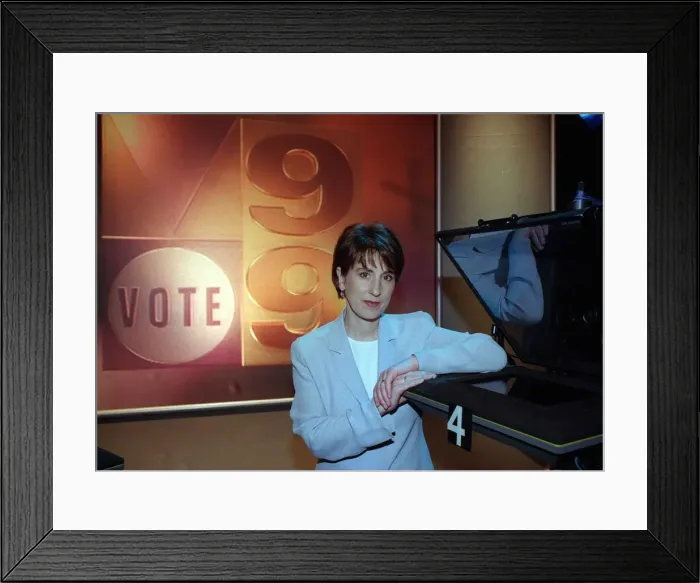 Framed Print : Kirsty Wark - TV Presenter - in Vote 99 studio at BBC in Glasgow May 1999