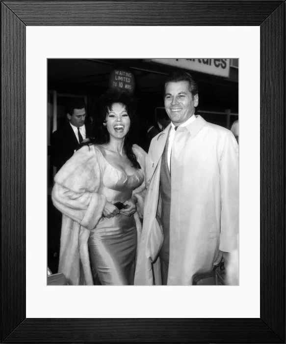 Framed Print : Laya Raki Actress, May 1965 and husband Ron Randell at London Airport