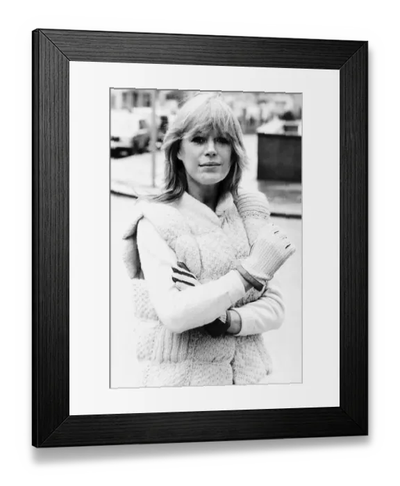 Framed Print : Marianne Faithfull pop singer actress December 1980 A©mirrorpix Framed Print : Marianne Faithfull pop singer actress December 1980 A©mirrorpix