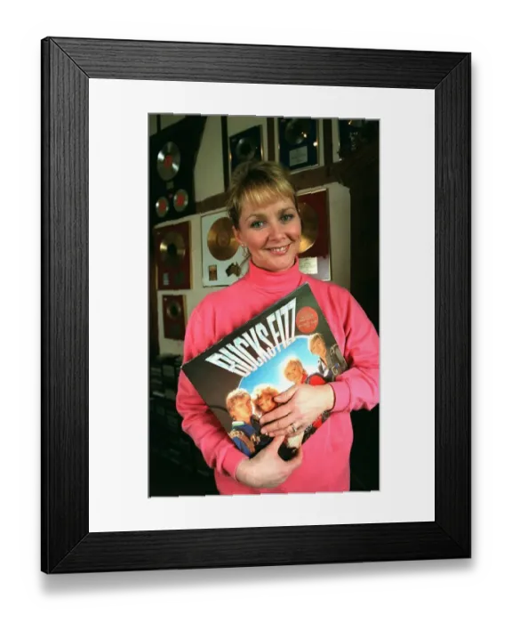 Framed Print : Cheryl Baker at home in Kent April 1998 Cheryl Baker TV presenter Framed Print : Cheryl Baker at home in Kent April 1998 Cheryl Baker TV presenter