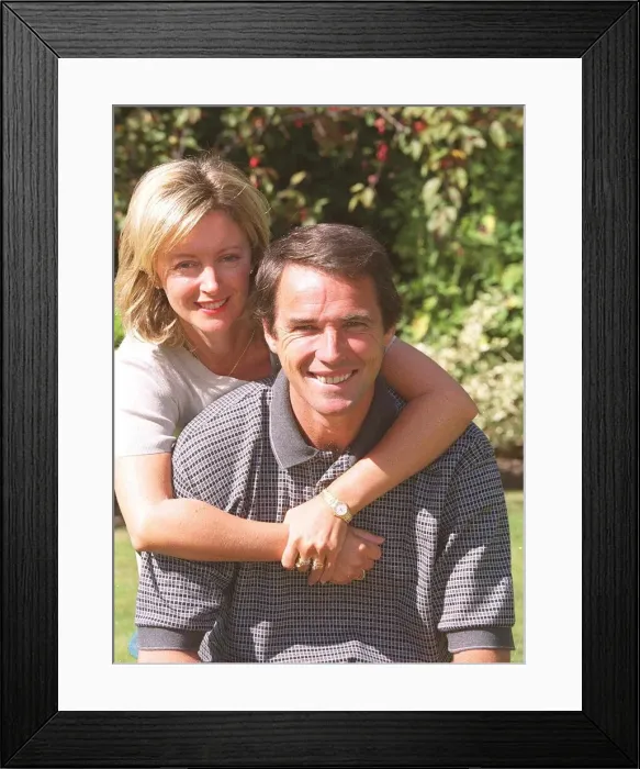 Framed Print : Alan Hansen BBC Sports Presenter September 1999 Pictured at home with wife Janet Framed Print : Alan Hansen BBC Sports Presenter September 1999 Pictured at home with wife Janet