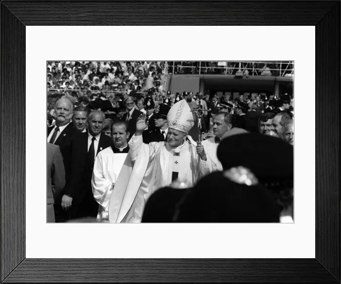 Framed Print : Pope John Paul II at Wembley May 1982 Framed Print : Pope John Paul II at Wembley May 1982