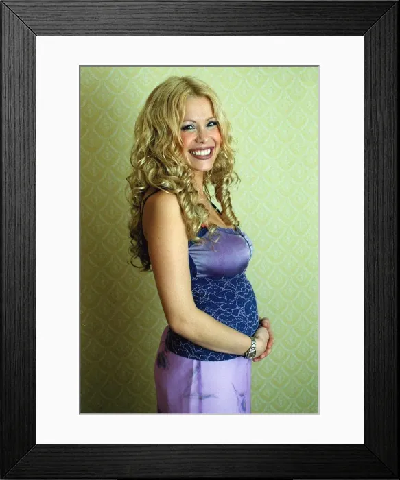 Framed Print : Melinda Messenger TV Presenter Model November 1999 m2 Framed Print : Melinda Messenger TV Presenter Model November 1999 m2
