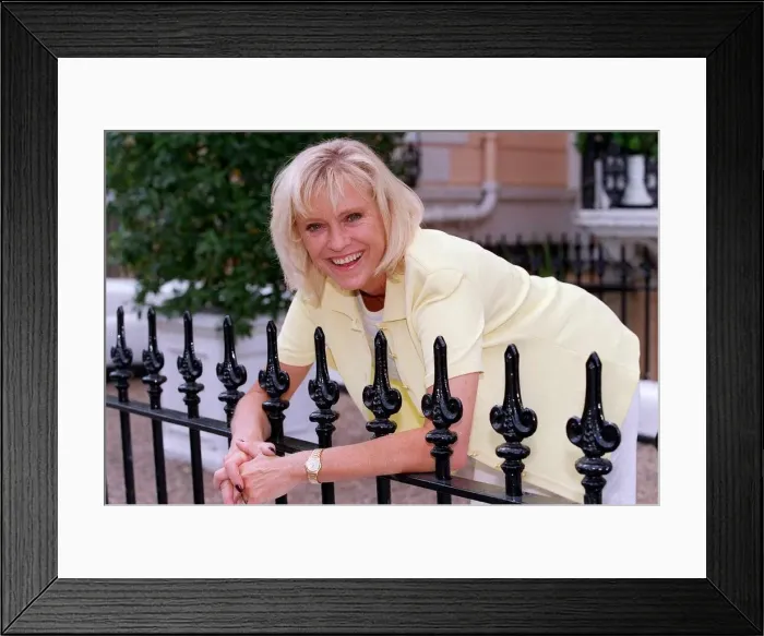 Framed Print : Sue Barker TV Presenter June 1999 Framed Print : Sue Barker TV Presenter June 1999