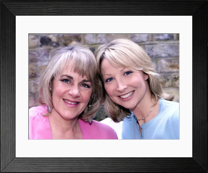 Framed Print : Kate Charman TV Presenter and Model June 1999 Pictured with Nina Myskow Mirror