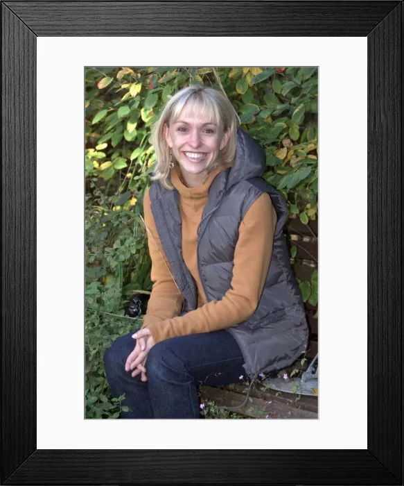 Framed Print : Michaela Strachan TV Presenter October 1999 m2