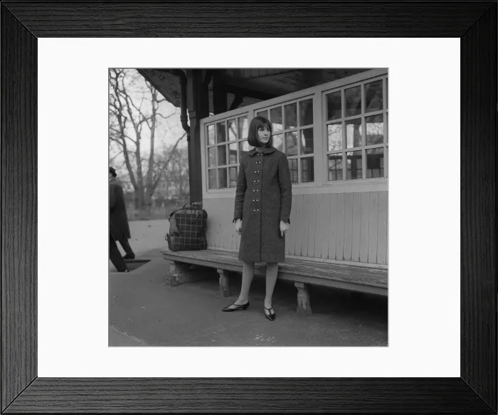 Framed Print : Cathy McGowan TV Presenter of Ready Steady Go February1964 Framed Print : Cathy McGowan TV Presenter of Ready Steady Go February1964