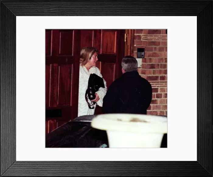 Framed Print : Vanessa Feltz TV Presenter leaving her home February 1999 Framed Print : Vanessa Feltz TV Presenter leaving her home February 1999
