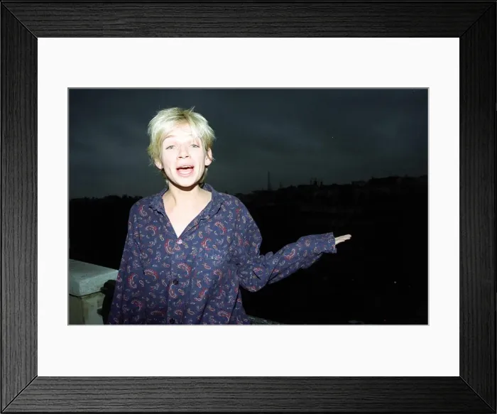 Framed Print : Zoe Ball Radio / TV Presenter October 1998 In france were she presented her radio 1 Framed Print : Zoe Ball Radio / TV Presenter October 1998 In france were she presented her radio 1