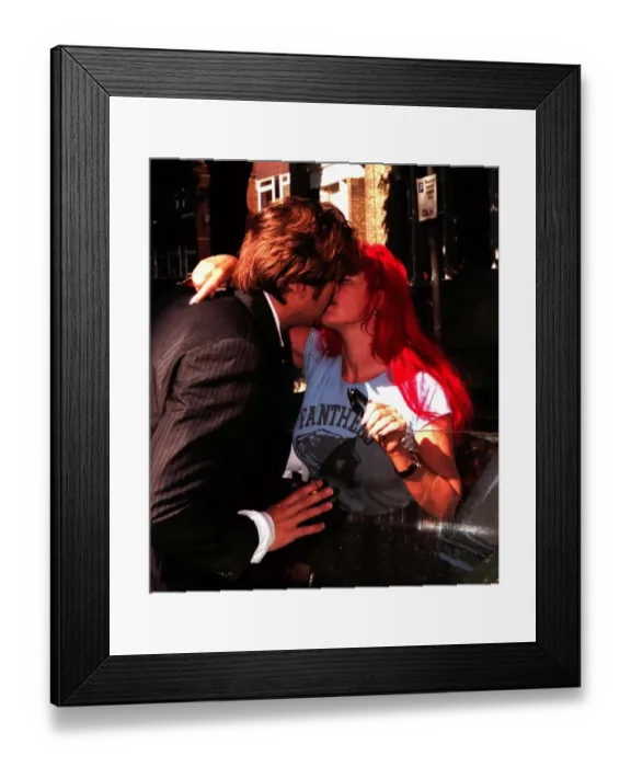 Framed Print : Jonathan Ross TV Presenter June 1999 and wife Jane Ross outside their London home Framed Print : Jonathan Ross TV Presenter June 1999 and wife Jane Ross outside their London home