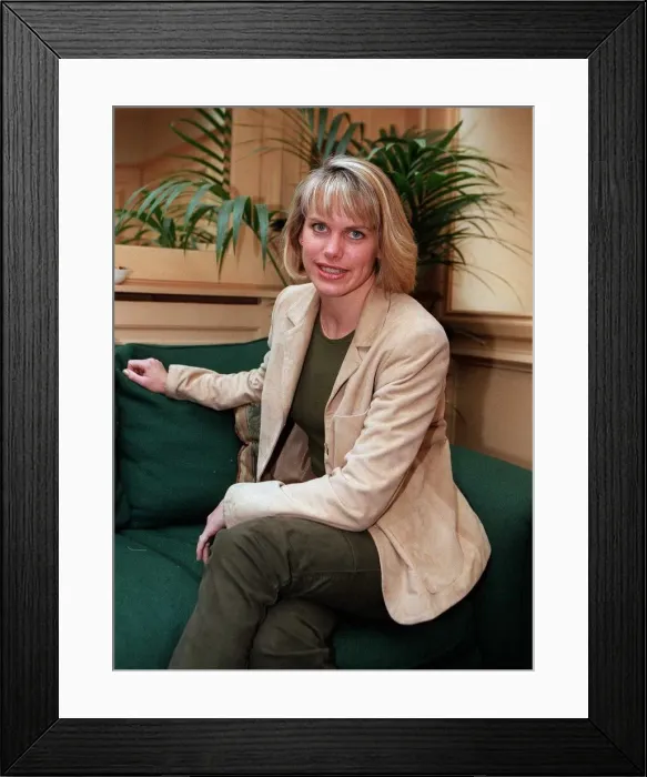 Framed Print : Anna Walker Sky TV Presenter February 1999 Nina Myskow Interview