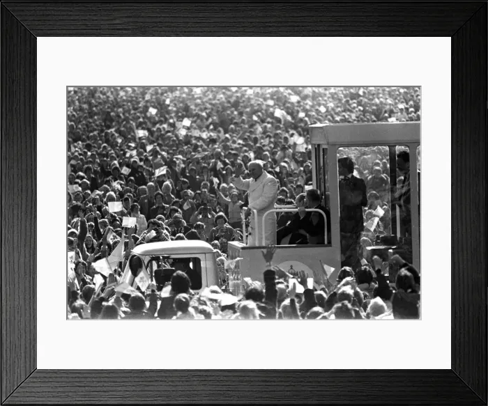 Framed Print : The Pope in Ireland October 1979 Pope John Paul II waves to the crowd from his pope Framed Print : The Pope in Ireland October 1979 Pope John Paul II waves to the crowd from his pope