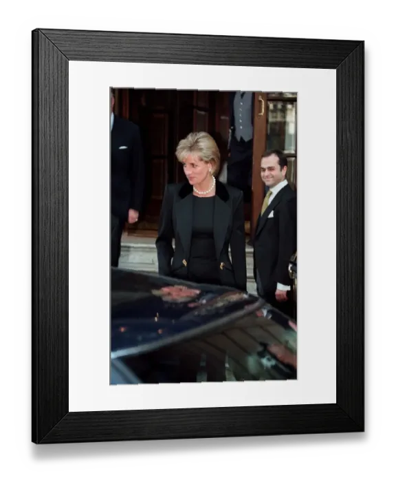 Framed Print : Diana, Princess of Wales leaves the Ritz Hotel in London Framed Print : Diana, Princess of Wales leaves the Ritz Hotel in London