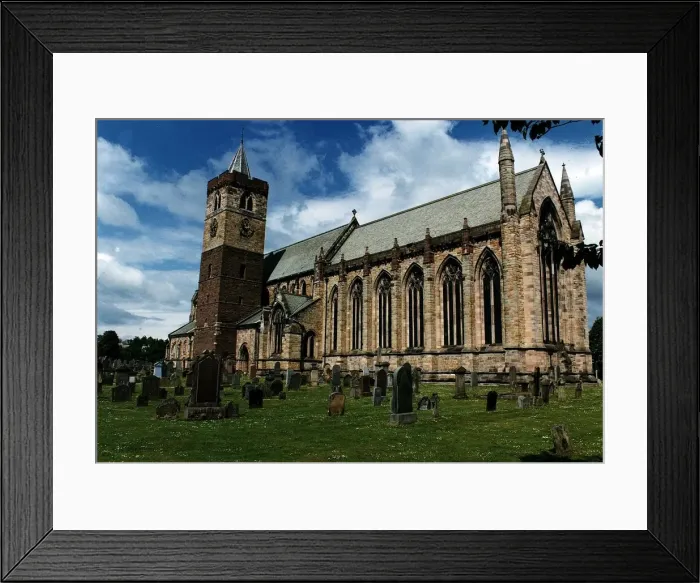 Framed Print : Dunblane Cathedral external shot of sandstone church