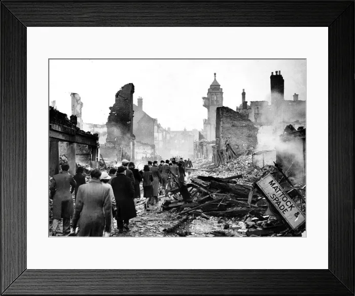 Framed Print : People walking through Coventry after air raid Nov 1940 WW2 Framed Print : People walking through Coventry after air raid Nov 1940 WW2